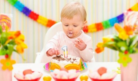 1 год ребенку день рождения поздравления в прозе